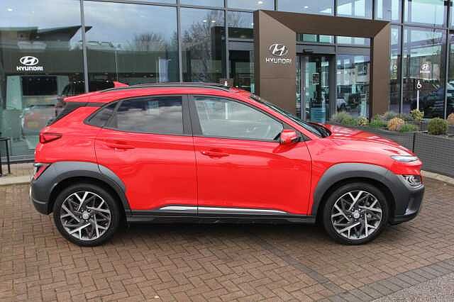 Hyundai KONA 1.6 GDi Hybrid Ultimate 5dr DCT Red