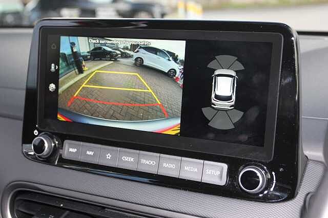 Hyundai KONA 1.6 GDi Hybrid Ultimate 5dr DCT Red