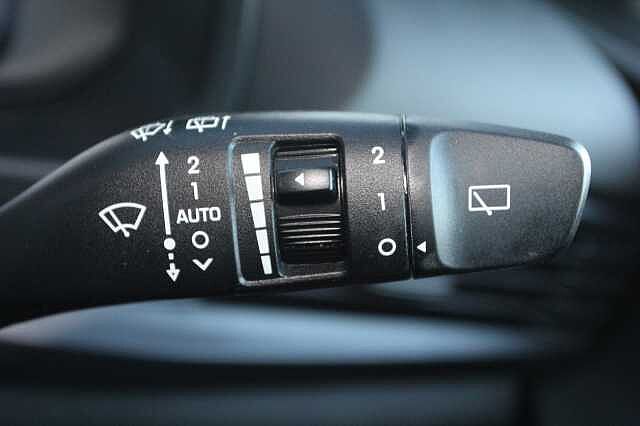 Hyundai I20 1.0T GDi Premium 5dr DCT White