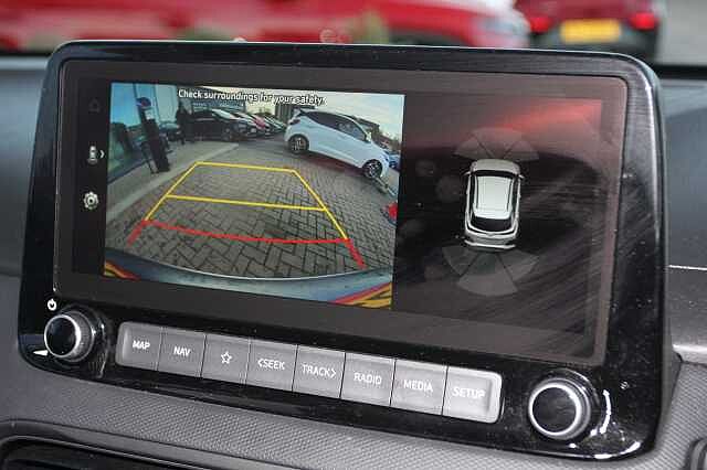 Hyundai KONA 1.6 GDi Hybrid Premium 5dr DCT Red