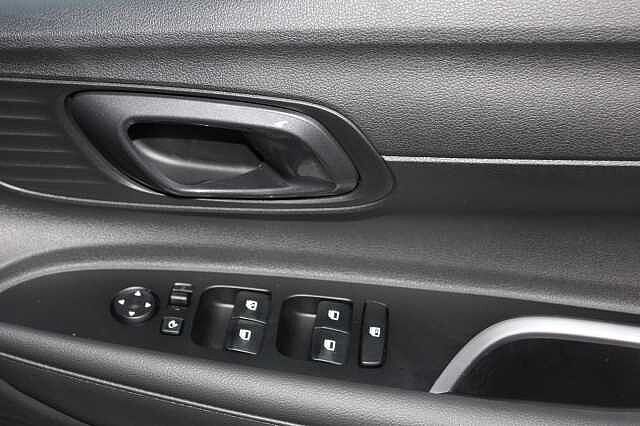 Hyundai i20 1.0T GDi Premium 5dr