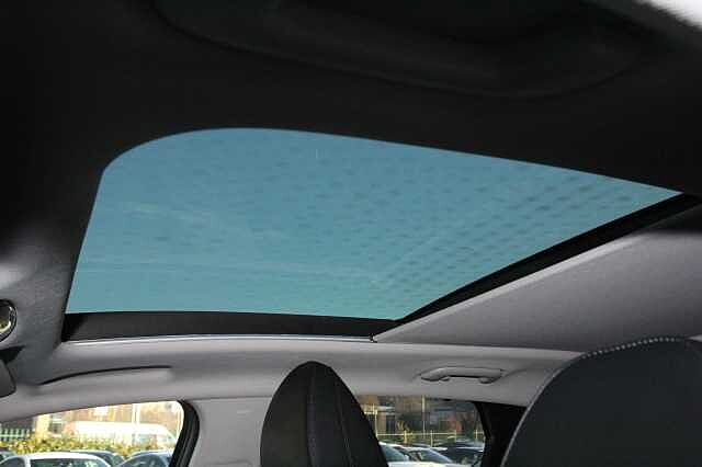 Hyundai TUCSON 1.6T Hybrid Ultimate 5dr Auto Silver