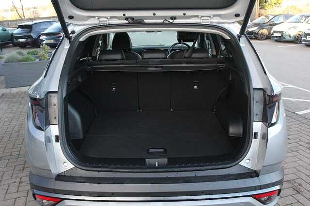 Hyundai TUCSON 1.6T Hybrid Ultimate 5dr Auto Silver