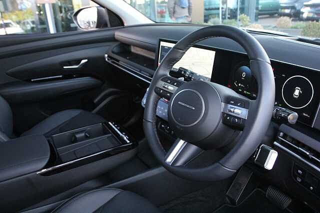Hyundai TUCSON 1.6T Hybrid Ultimate 5dr Auto Silver