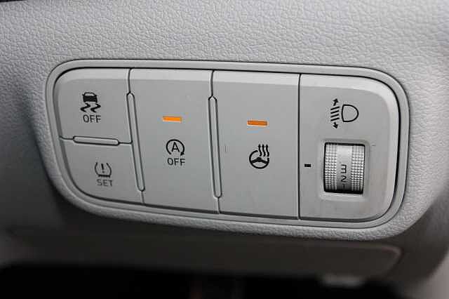 Hyundai BAYON 1.0 TGDi Ultimate 5dr DCT Green