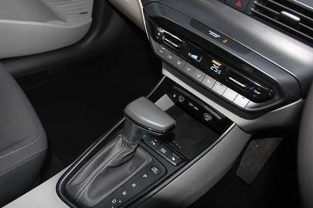 Hyundai BAYON 1.0 TGDi Ultimate 5dr DCT Green