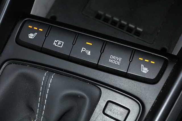 Hyundai BAYON 1.0 TGDi Ultimate 5dr DCT Green