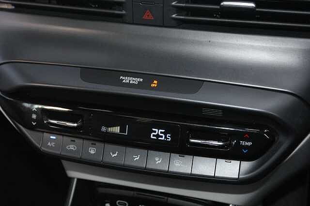 Hyundai BAYON 1.0 TGDi Ultimate 5dr DCT Green