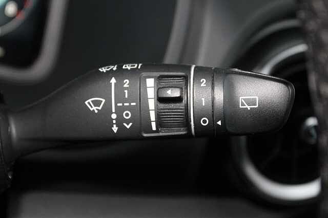 Hyundai KONA 1.6 GDi Hybrid SE Connect 5dr DCT Blue