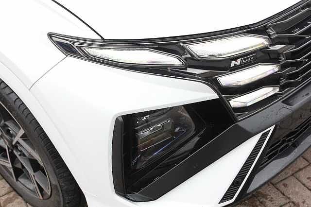 Hyundai TUCSON 1.6T Hybrid N Line 5dr Auto White