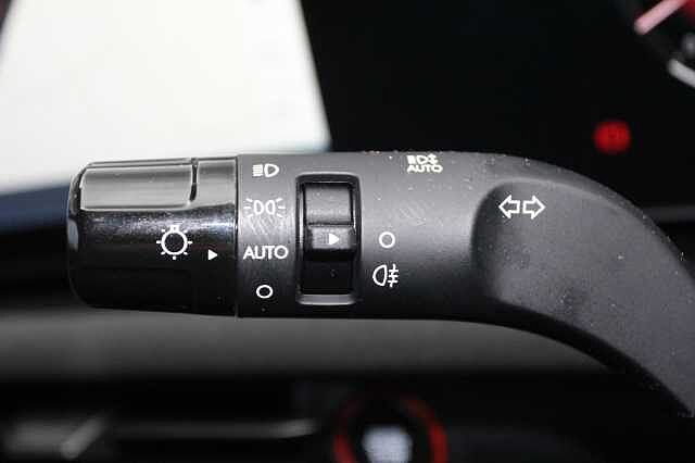 Hyundai TUCSON 1.6T Hybrid N Line 5dr Auto White