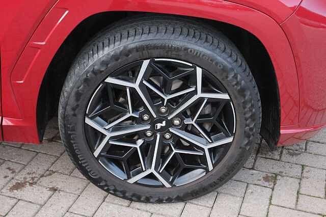 Hyundai TUCSON 1.6 TGDi 48V MHD N Line S 5dr 2WD DCT Red