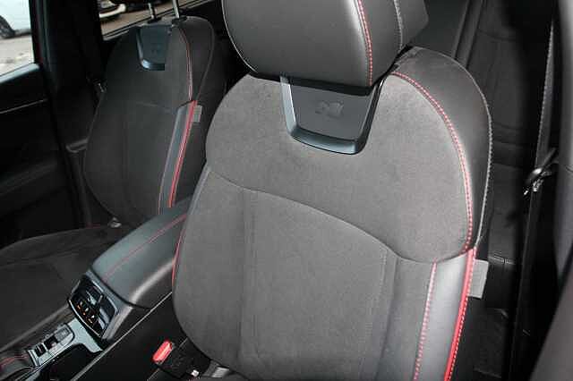 Hyundai TUCSON 1.6 TGDi 48V MHD N Line S 5dr 2WD DCT Red