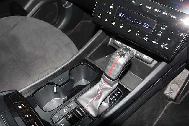 Hyundai TUCSON 1.6 TGDi 48V MHD N Line S 5dr 2WD DCT Red