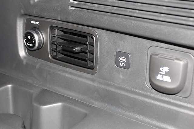 Hyundai SANTA FE 1.6 TGDi Plug-in Hybrid Calligraphy 5dr 4WD Auto Green