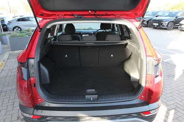 Hyundai TUCSON 1.6 TGDi 48V MHD Premium 5dr 2WD DCT Red