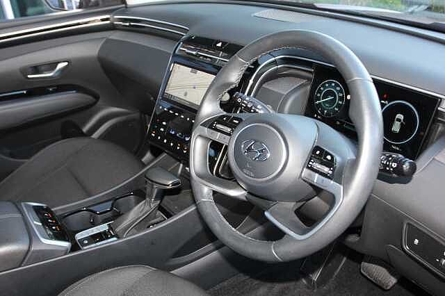 Hyundai TUCSON 1.6 TGDi 48V MHD Premium 5dr 2WD DCT Red