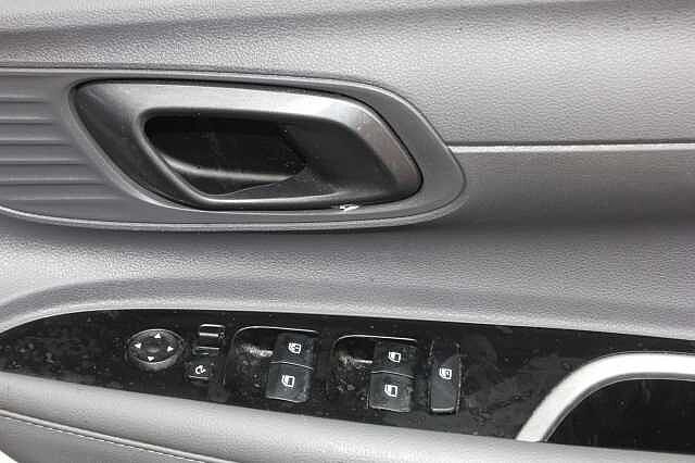 Hyundai BAYON 1.0 TGDi 48V MHEV Ultimate 5dr DCT Blue