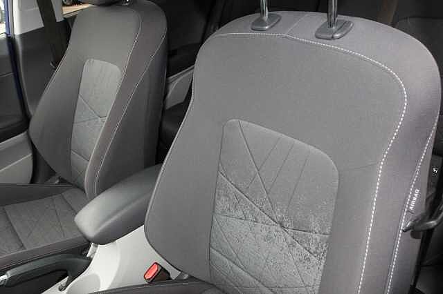 Hyundai BAYON 1.0 TGDi 48V MHEV Ultimate 5dr DCT Blue