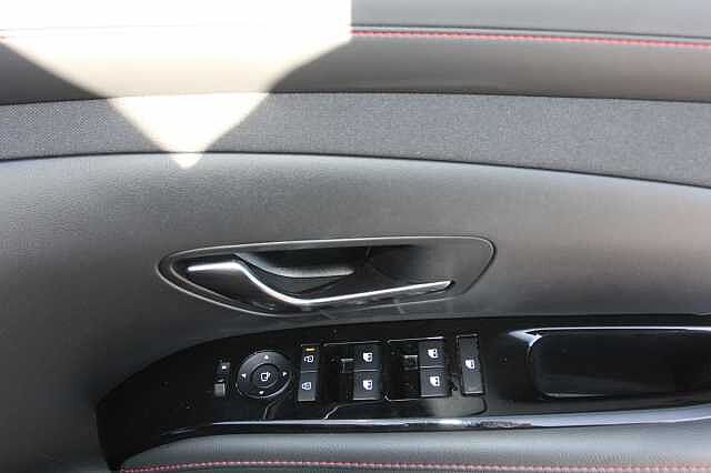 Hyundai TUCSON 1.6T Plug-in Hybrid N Line S 5dr 4WD Auto Grey