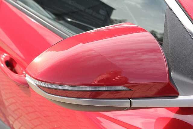 Hyundai TUCSON 1.6 TGDi Hybrid 230 Ultimate 5dr 2WD Auto Red