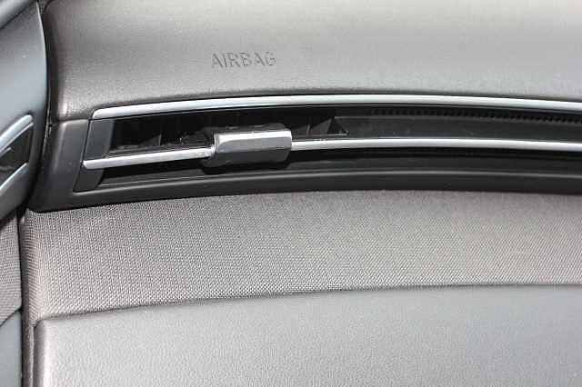 Hyundai TUCSON 1.6 TGDi Hybrid 230 Ultimate 5dr 2WD Auto Red