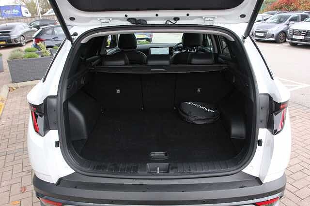 Hyundai TUCSON 1.6T Plug-in Hybrid Ultimate 5dr Auto White