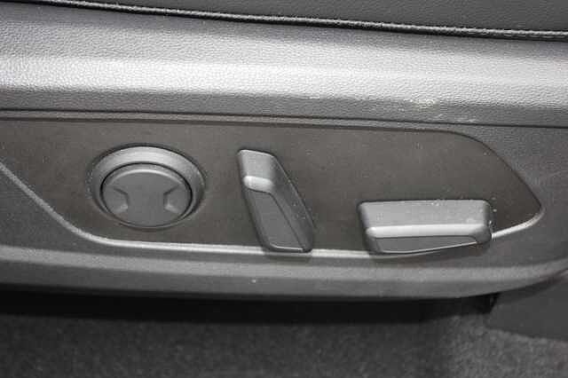 Hyundai TUCSON 1.6T Plug-in Hybrid Ultimate 5dr Auto White