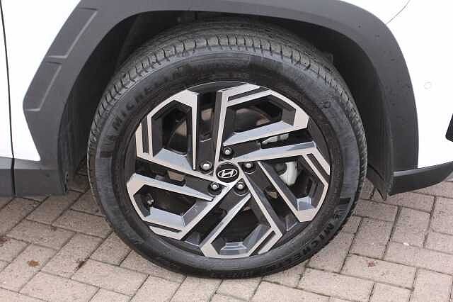 Hyundai TUCSON 1.6T Plug-in Hybrid Ultimate 5dr Auto White