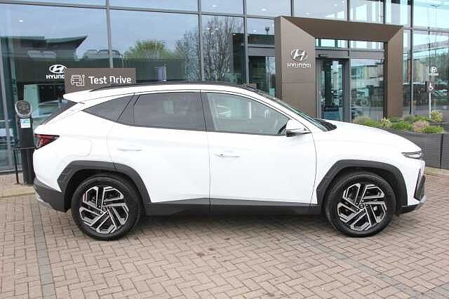 Hyundai TUCSON 1.6T Plug-in Hybrid Ultimate 5dr Auto White