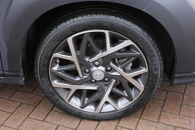 Hyundai KONA 1.6 GDi Hybrid Ultimate 5dr DCT Grey