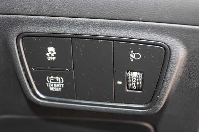 Hyundai TUCSON 1.6 TGDi Hybrid 230 Premium 5dr 2WD Auto Silver