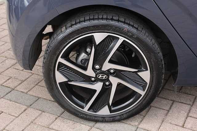 Hyundai i10 1.0 [63] Premium 5dr Auto [Nav]