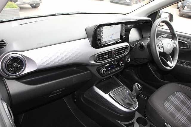 Hyundai i10 1.0 [63] Premium 5dr Auto [Nav]