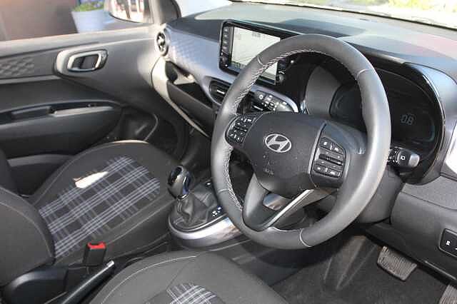 Hyundai i10 1.0 [63] Premium 5dr Auto [Nav]