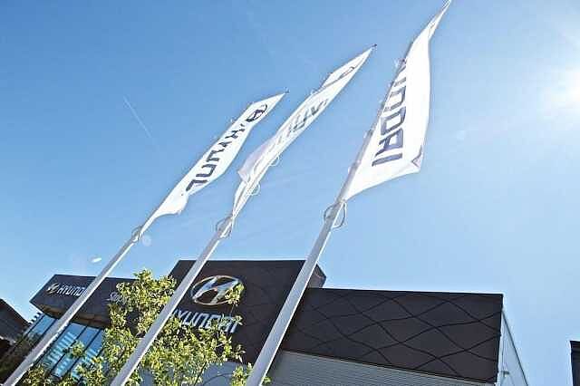 Hyundai I10 1.0 [63] Premium 5dr Auto [Nav] White