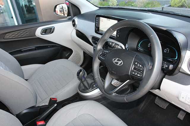 Hyundai i10 1.0 [63] Premium 5dr Auto [Nav]