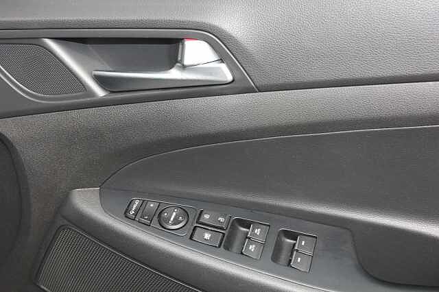 Hyundai Tucson 1.6 CRDi 48V MHD 136 Premium SE 5dr 2WD DCT