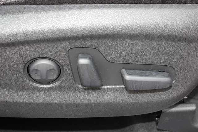 Hyundai Tucson 1.6 CRDi 48V MHD 136 Premium SE 5dr 2WD DCT