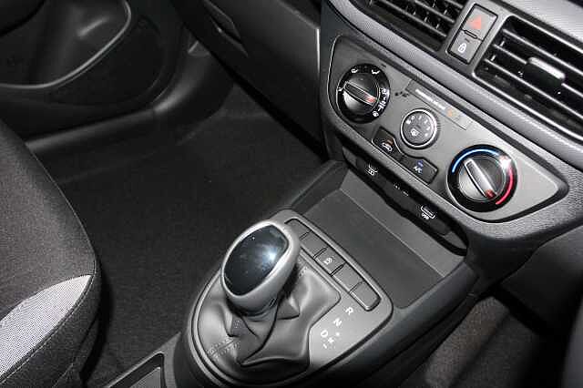 Hyundai i10 1.0 [63] Advance 5dr Auto [Nav]