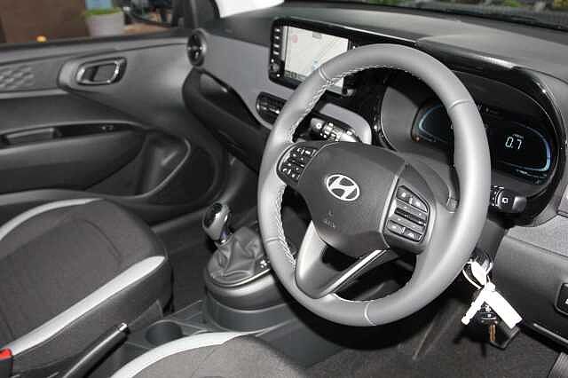 Hyundai i10 1.0 [63] Advance 5dr Auto [Nav]