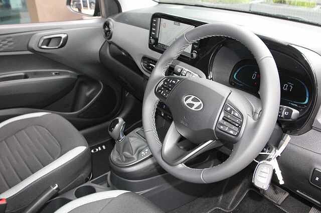 Hyundai i10 1.0 [63] Advance 5dr Auto [Nav]