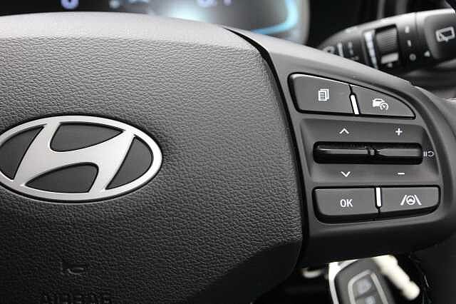 Hyundai i10 1.0 [63] Advance 5dr Auto [Nav]