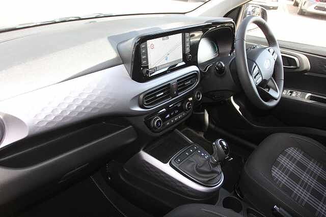 Hyundai i10 1.2 [79] Premium 5dr Auto [Nav]