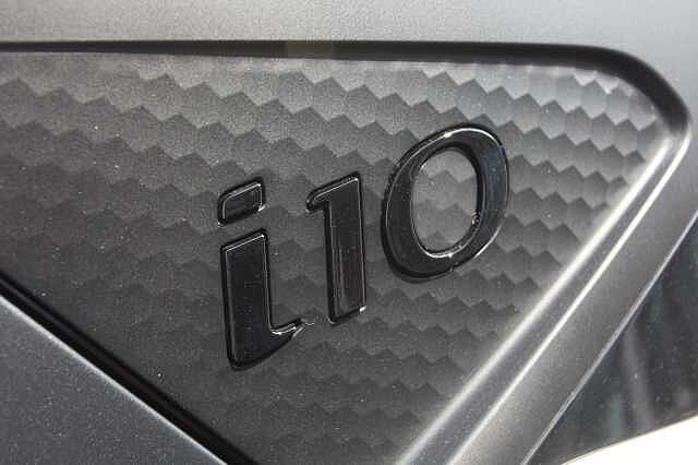 Hyundai i10 1.2 Premium 5dr [Nav]
