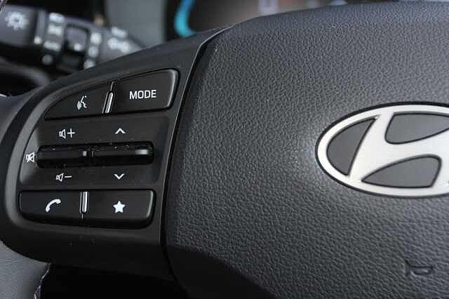 Hyundai i10 1.2 Premium 5dr [Nav]