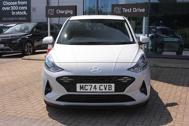 Hyundai i10 1.2 Premium 5dr [Nav]