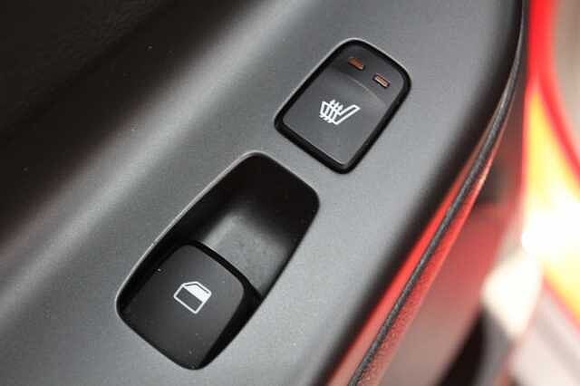 Hyundai KONA 1.6 GDi Hybrid Ultimate 5dr DCT Red