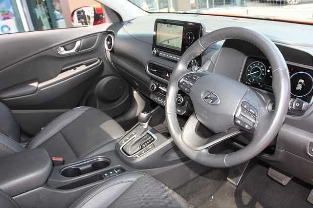 Hyundai KONA 1.6 GDi Hybrid Ultimate 5dr DCT Red
