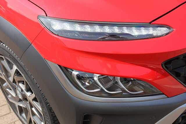 Hyundai KONA 1.6 GDi Hybrid Ultimate 5dr DCT Red